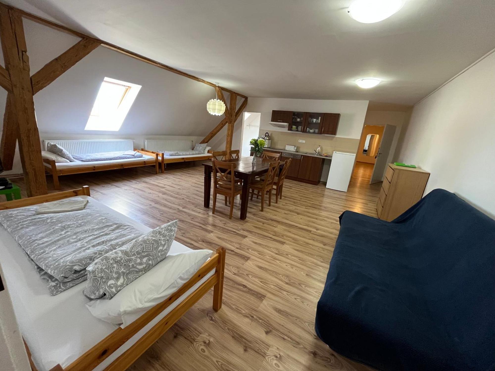 Dvur Nove Zamky Hotel Mladec Exterior photo